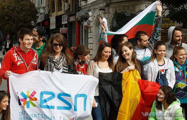 Το Europe Direct Κρήτης συνδιοργανωτής του Flag Parade που θα λάβει χώρα στην κεντρική πλατεία του Ηρακλείου την Παρασκευή 8/5 στις 14:00!