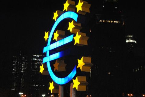 Η Επιτροπή θα εκδώσει ομόλογα της ΕΕ ύψους 80 δισ. ευρώ το δεύτερο εξάμηνο του 2026