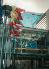 Νέα έκκληση από τους ευρωβουλευτές για φιλόδοξο μακροπρόθεσμο προϋπολογισμό