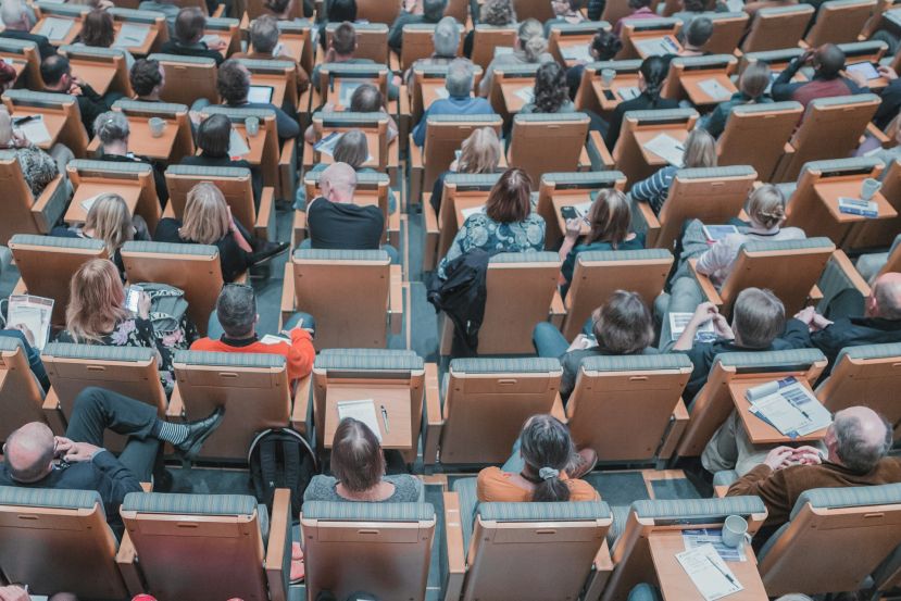 Πάνω από 10 εκατομμύρια εργαζόμενοι εκπαιδεύτηκαν στο πλαίσιο του συμφώνου για τις δεξιότητες