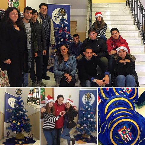 Στολίζοντας όνειρα και ελπίδες για ένα καλύτερο αύριο μαζί με τα παιδιά του 6ο ΕΠΑΛ Ηρακλείου στο Europe Direct της Περιφέρειας Κρήτης !!!