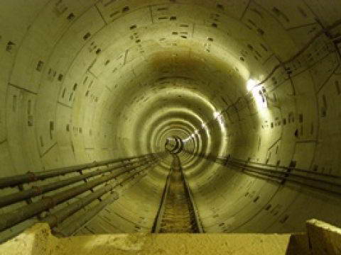 Προς μια Ενεργειακή Ένωση: η Ευρωπαϊκή Επιτροπή παρουσιάζει δέσμη μέτρων για βιώσιμη ενεργειακή ασφάλεια