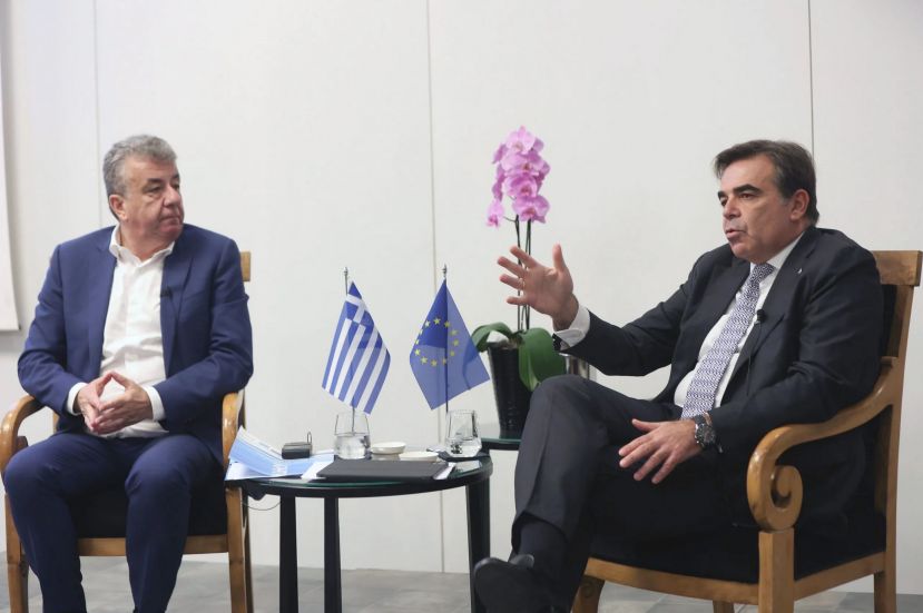 Με ανοικτό διάλογο με τους πολίτες και τους φορείς της Κρήτης που οργάνωσε η Περιφέρεια Κρήτης και το Europe Direct της Περιφέρειας Κρήτης ολοκληρώθηκε η περιοδεία του αντιπροέδρου της Κομισιόν στο νησί