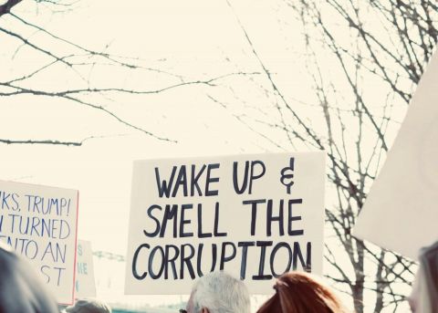 Έγκριση νέας πανευρωπαϊκής νομοθεσίας από το Συμβούλιο για την καταπολέμηση της διαφθοράς